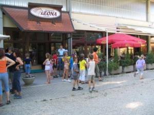Okrepčevalnica Leona